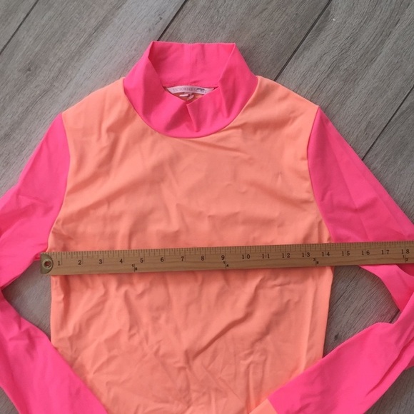 Victoria secret peplum rash guard top - Picture 3 of 5